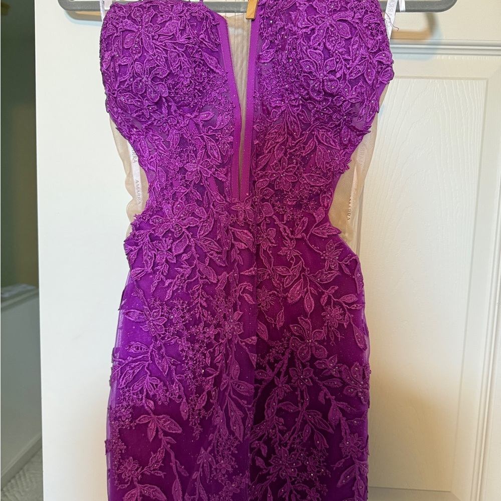 Chic Purple Strapless Mini Homecoming Dress - Picture 2 of 4